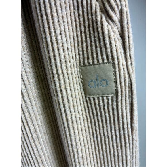 ALO NWT Muse Wide Leg Pants in Gravel Various Sizes Sold Out!!! - Picture 4 of 11